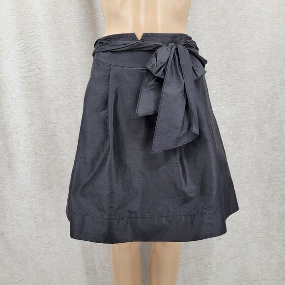 Trina Turk Silk Crepe Black A-Line Pleated Midi Skirt Bow Ties Waist Pockets - Picture 1 of 12